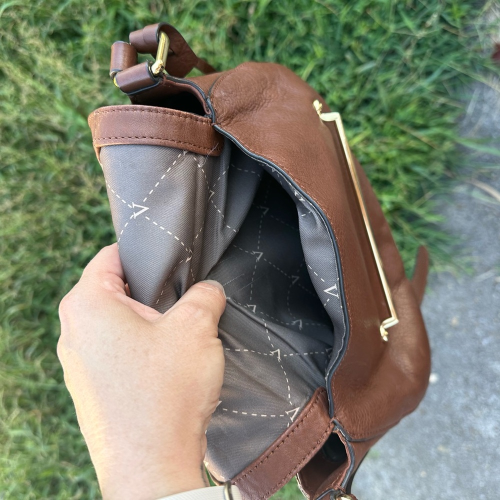 Brown Leather Crossbody Bag• Vince camuto - Picture 10 of 11